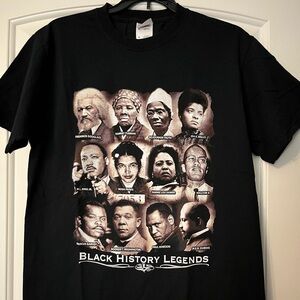 Fruit of the Loom Heavy Cotton Tee in Black